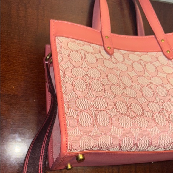 Coach Field Tote 30 In Signature Jacquard in Taffy Taffy - Picture 10 of 10